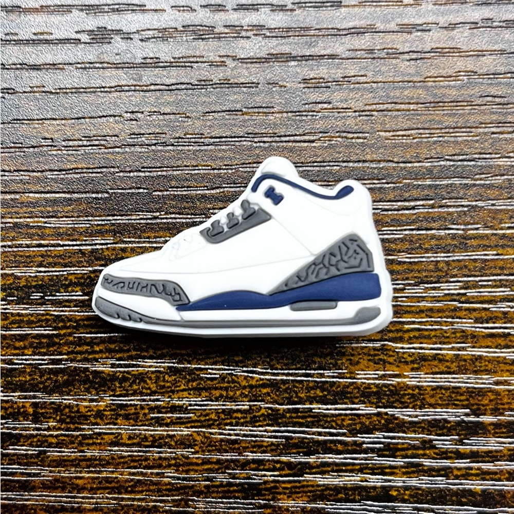 Jordan 3 Retro Wizards Croc Charm